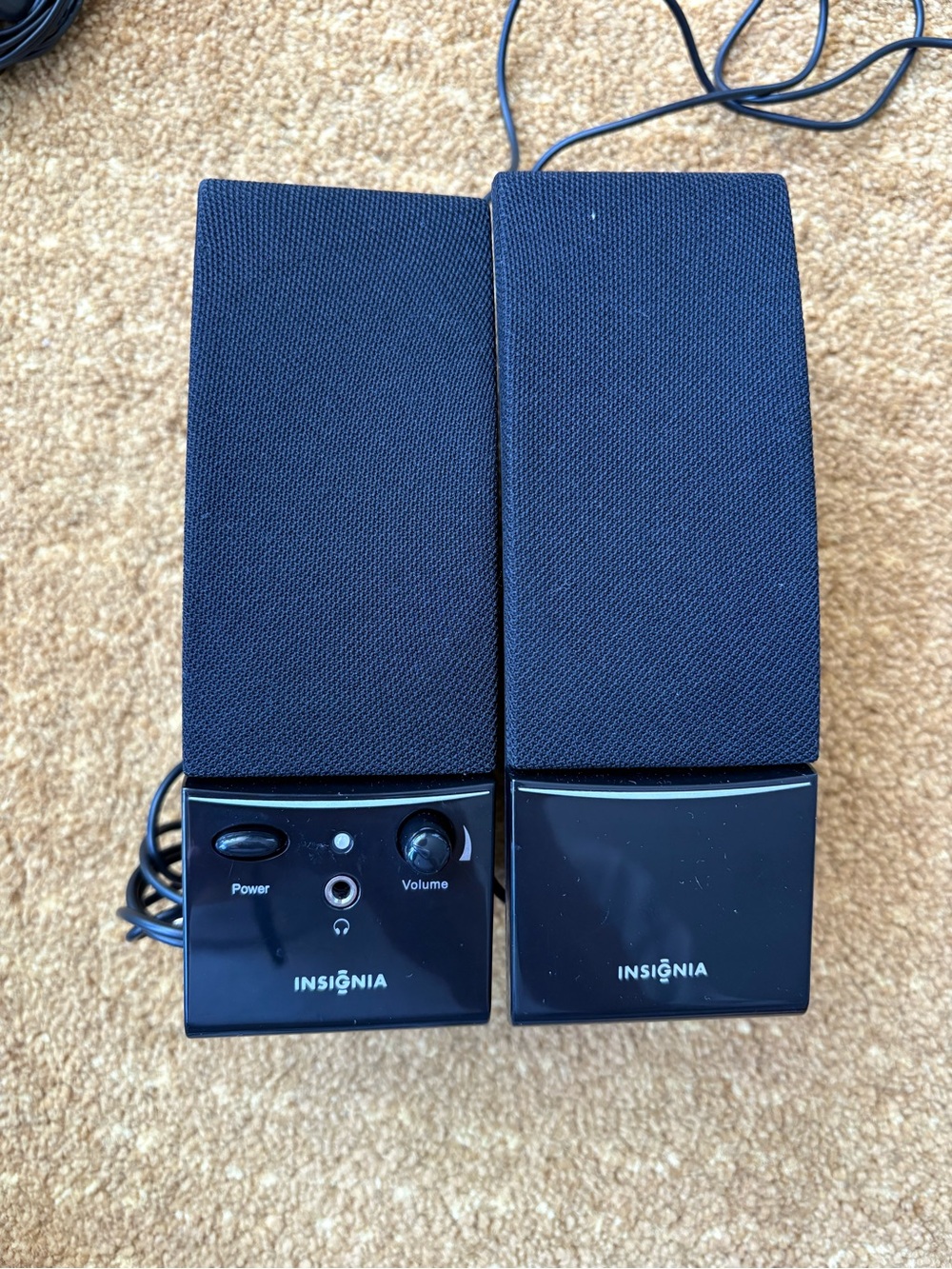Insignia Stereo Computer Speakers Model NS-PCS20 In Box,Tested Working - Picture 3 of 5
